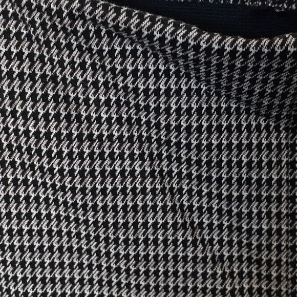 Herringbone pants, butterscotch shirt & brown jean jacket 3-pc. outfit of Woman - Picture 13 of 15